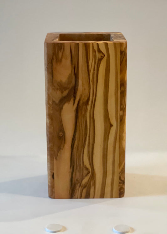 Utensil holder square